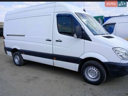 Белый Мерседес Sprinter, объемом двигателя 2.14 л и пробегом 327 тыс. км за 11500 $, фото 1 на Automoto.ua