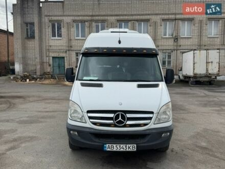 Белый Мерседес Sprinter, объемом двигателя 2.1 л и пробегом 517 тыс. км за 15500 $, фото 1 на Automoto.ua