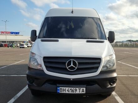 Белый Мерседес Sprinter, объемом двигателя 2.1 л и пробегом 400 тыс. км за 16500 $, фото 1 на Automoto.ua