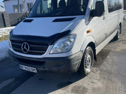 Белый Мерседес Sprinter, объемом двигателя 2.14 л и пробегом 128 тыс. км за 16500 $, фото 1 на Automoto.ua
