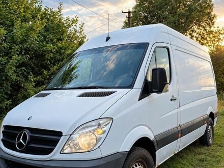 Белый Мерседес Sprinter, объемом двигателя 2.14 л и пробегом 360 тыс. км за 12500 $, фото 1 на Automoto.ua