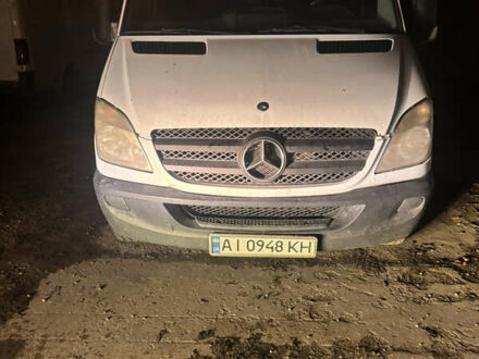 Білий Мерседес Sprinter, об'ємом двигуна 2.1 л та пробігом 372 тис. км за 10500 $, фото 1 на Automoto.ua