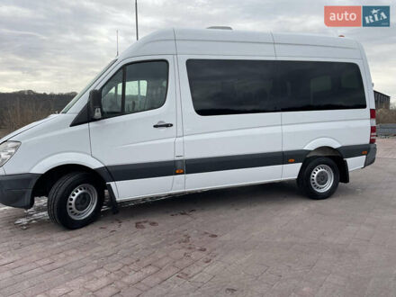 Белый Мерседес Sprinter, объемом двигателя 2.14 л и пробегом 315 тыс. км за 17999 $, фото 1 на Automoto.ua
