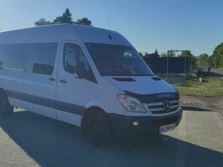 Белый Мерседес Sprinter, объемом двигателя 2.1 л и пробегом 70 тыс. км за 20800 $, фото 1 на Automoto.ua