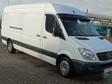 Белый Мерседес Sprinter, объемом двигателя 2.1 л и пробегом 401 тыс. км за 14800 $, фото 1 на Automoto.ua