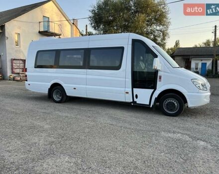 Белый Мерседес Sprinter, объемом двигателя 3 л и пробегом 584 тыс. км за 33700 $, фото 1 на Automoto.ua