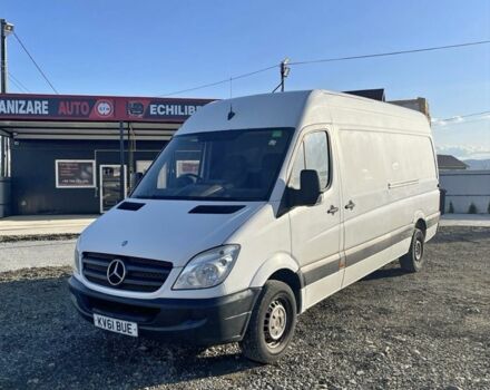 Белый Мерседес Sprinter, объемом двигателя 0 л и пробегом 400 тыс. км за 6425 $, фото 1 на Automoto.ua