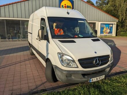 Білий Мерседес Sprinter, об'ємом двигуна 0.22 л та пробігом 310 тис. км за 13000 $, фото 1 на Automoto.ua