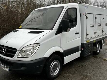 Белый Мерседес Sprinter, объемом двигателя 0 л и пробегом 305 тыс. км за 18900 $, фото 1 на Automoto.ua
