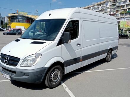 Белый Мерседес Sprinter, объемом двигателя 2.1 л и пробегом 358 тыс. км за 15500 $, фото 1 на Automoto.ua