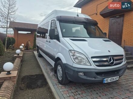 Белый Мерседес Sprinter, объемом двигателя 2.14 л и пробегом 670 тыс. км за 25300 $, фото 1 на Automoto.ua