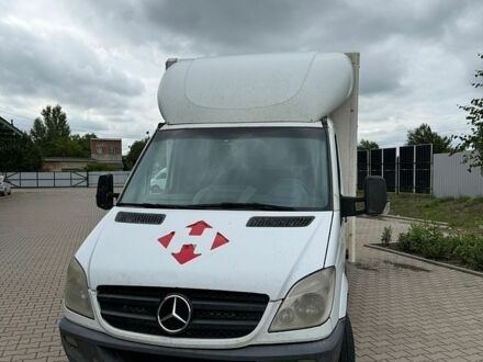 Белый Мерседес Sprinter, объемом двигателя 2.99 л и пробегом 520 тыс. км за 12000 $, фото 1 на Automoto.ua