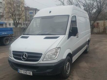 Белый Мерседес Sprinter, объемом двигателя 2.2 л и пробегом 335 тыс. км за 12000 $, фото 1 на Automoto.ua