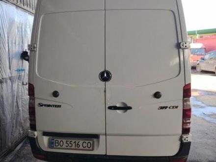 Белый Мерседес Sprinter, объемом двигателя 3 л и пробегом 347 тыс. км за 22500 $, фото 1 на Automoto.ua