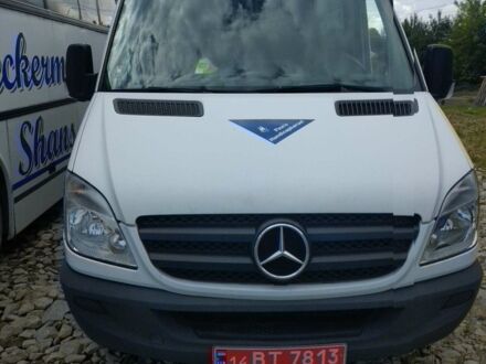 Белый Мерседес Sprinter, объемом двигателя 2.2 л и пробегом 506 тыс. км за 24800 $, фото 1 на Automoto.ua