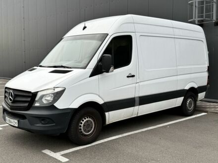 Белый Мерседес Sprinter, объемом двигателя 2.1 л и пробегом 386 тыс. км за 8899 $, фото 1 на Automoto.ua