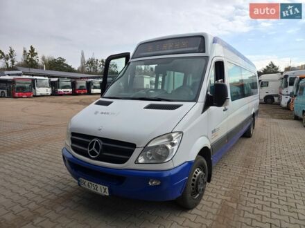 Білий Мерседес Sprinter, об'ємом двигуна 2.2 л та пробігом 300 тис. км за 24900 $, фото 1 на Automoto.ua