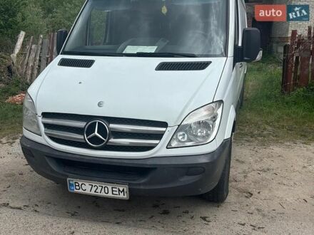 Белый Мерседес Sprinter, объемом двигателя 3 л и пробегом 812 тыс. км за 15100 $, фото 1 на Automoto.ua