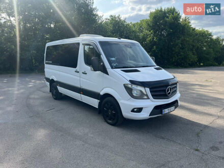 Белый Мерседес Sprinter, объемом двигателя 2.14 л и пробегом 200 тыс. км за 18700 $, фото 1 на Automoto.ua
