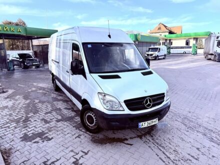 Белый Мерседес Sprinter, объемом двигателя 2.1 л и пробегом 300 тыс. км за 15300 $, фото 1 на Automoto.ua