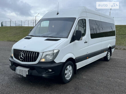 Белый Мерседес Sprinter, объемом двигателя 2.9 л и пробегом 620 тыс. км за 31500 $, фото 1 на Automoto.ua