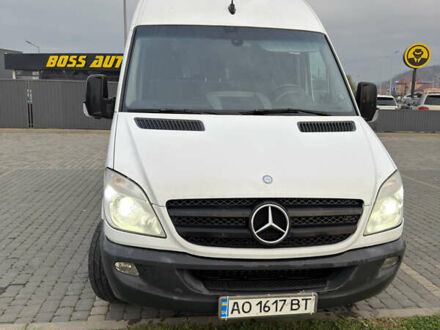 Білий Мерседес Sprinter, об'ємом двигуна 2.2 л та пробігом 430 тис. км за 11900 $, фото 1 на Automoto.ua
