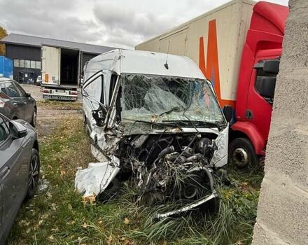 Белый Мерседес Sprinter, объемом двигателя 3 л и пробегом 400 тыс. км за 10000 $, фото 1 на Automoto.ua