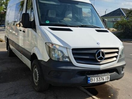 Белый Мерседес Sprinter, объемом двигателя 2.1 л и пробегом 298 тыс. км за 14500 $, фото 1 на Automoto.ua