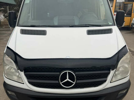 Мерседес Sprinter 2013 в Николаеве на Automoto.ua Белый Мерседес Sprinter, объемом двигателя 2.1 л и пробегом 400 тыс. км за 27500 $, фото 1 на Automoto.ua