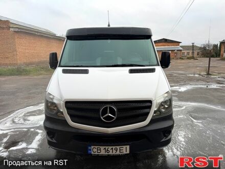 Белый Мерседес Sprinter, объемом двигателя 2.1 л и пробегом 370 тыс. км за 12800 $, фото 1 на Automoto.ua