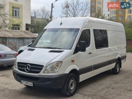 Белый Мерседес Sprinter, объемом двигателя 2.99 л и пробегом 460 тыс. км за 18500 $, фото 1 на Automoto.ua