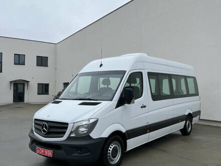 Белый Мерседес Sprinter, объемом двигателя 2.2 л и пробегом 329 тыс. км за 24900 $, фото 1 на Automoto.ua