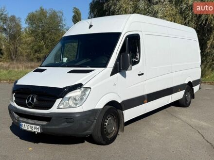 Белый Мерседес Sprinter, объемом двигателя 2.14 л и пробегом 483 тыс. км за 11700 $, фото 1 на Automoto.ua