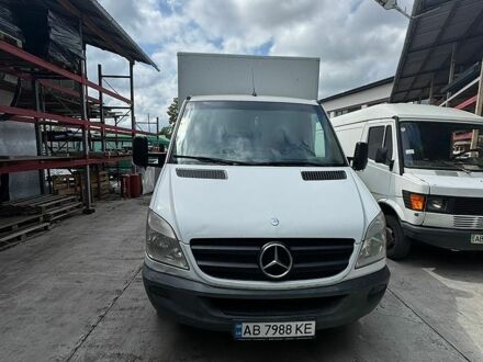 Белый Мерседес Sprinter, объемом двигателя 2.14 л и пробегом 352 тыс. км за 15500 $, фото 1 на Automoto.ua