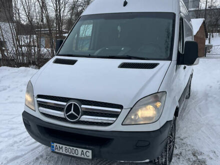Белый Мерседес Sprinter, объемом двигателя 2.14 л и пробегом 333 тыс. км за 13500 $, фото 1 на Automoto.ua