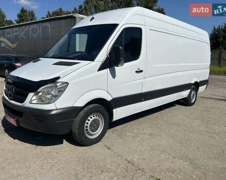 Белый Мерседес Sprinter, объемом двигателя 2.2 л и пробегом 438 тыс. км за 14300 $, фото 1 на Automoto.ua