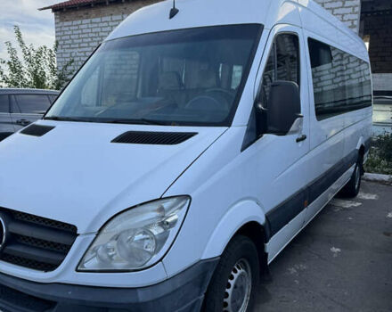 Белый Мерседес Sprinter, объемом двигателя 2.14 л и пробегом 150 тыс. км за 17700 $, фото 1 на Automoto.ua