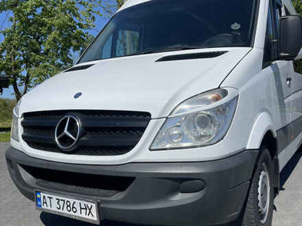 Мерседес Sprinter 2013 в Коломые на Automoto.ua Белый Мерседес Sprinter, объемом двигателя 2.1 л и пробегом 330 тыс. км за 18300 $, фото 1 на Automoto.ua