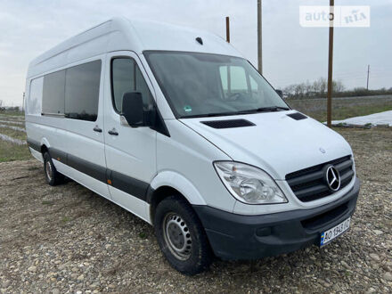 Белый Мерседес Sprinter, объемом двигателя 2.99 л и пробегом 343 тыс. км за 26000 $, фото 1 на Automoto.ua