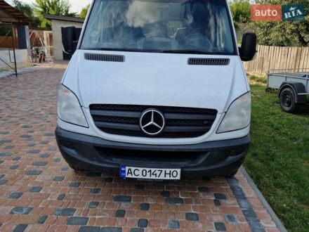 Белый Мерседес Sprinter, объемом двигателя 2.14 л и пробегом 410 тыс. км за 16000 $, фото 1 на Automoto.ua