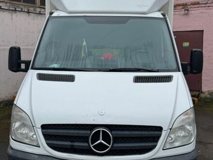 Белый Мерседес Sprinter, объемом двигателя 2.14 л и пробегом 620 тыс. км за 14000 $, фото 1 на Automoto.ua