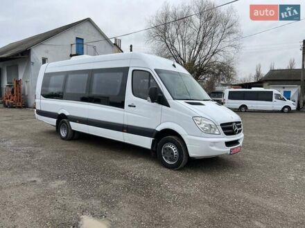 Белый Мерседес Sprinter, объемом двигателя 2.2 л и пробегом 406 тыс. км за 38500 $, фото 1 на Automoto.ua