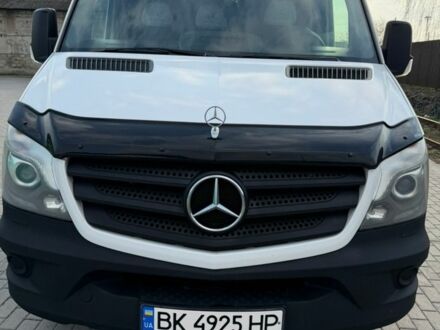 Белый Мерседес Sprinter, объемом двигателя 2.14 л и пробегом 999 тыс. км за 11900 $, фото 1 на Automoto.ua