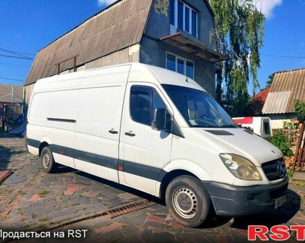 Белый Мерседес Sprinter, объемом двигателя 2.1 л и пробегом 440 тыс. км за 13500 $, фото 1 на Automoto.ua