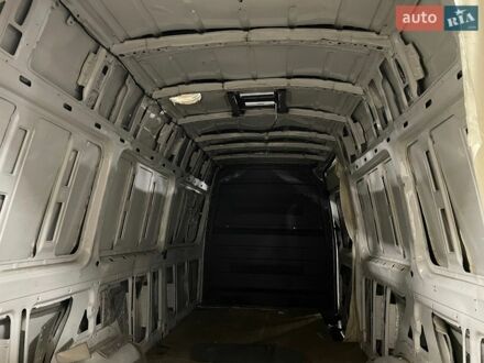 Белый Мерседес Sprinter, объемом двигателя 2.14 л и пробегом 430 тыс. км за 7500 $, фото 1 на Automoto.ua