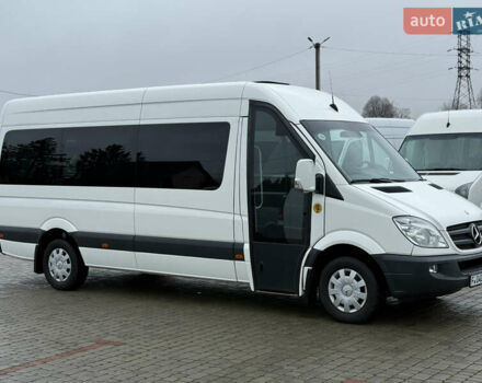 Білий Мерседес Sprinter, об'ємом двигуна 2.14 л та пробігом 250 тис. км за 28000 $, фото 1 на Automoto.ua