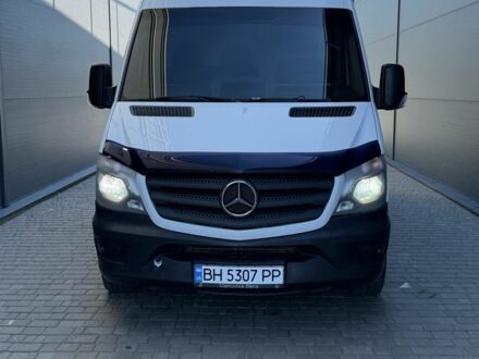 Белый Мерседес Sprinter, объемом двигателя 2.1 л и пробегом 300 тыс. км за 14999 $, фото 1 на Automoto.ua