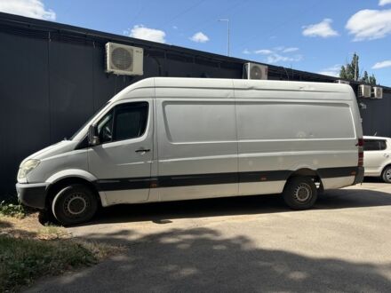 Белый Мерседес Sprinter, объемом двигателя 2.1 л и пробегом 420 тыс. км за 8001 $, фото 1 на Automoto.ua