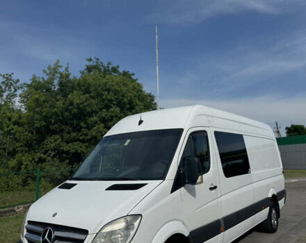 Белый Мерседес Sprinter, объемом двигателя 2.2 л и пробегом 300 тыс. км за 17300 $, фото 1 на Automoto.ua