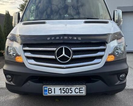 Белый Мерседес Sprinter, объемом двигателя 2.14 л и пробегом 356 тыс. км за 22000 $, фото 1 на Automoto.ua